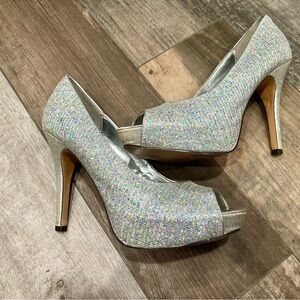 Worthington Heels Womens 8.5 M Pumps Silver Metallic Peep Toe Stiletto Sparkle